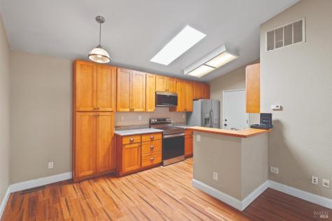 2285 Stanislaus Court Santa Rosa CA 95401