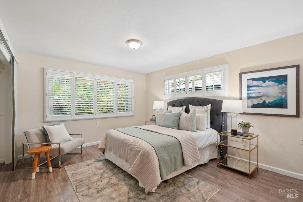 14 Oakgreen Santa Rosa CA 95409