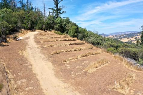 31258 Highway 128 Road Cloverdale CA 95425