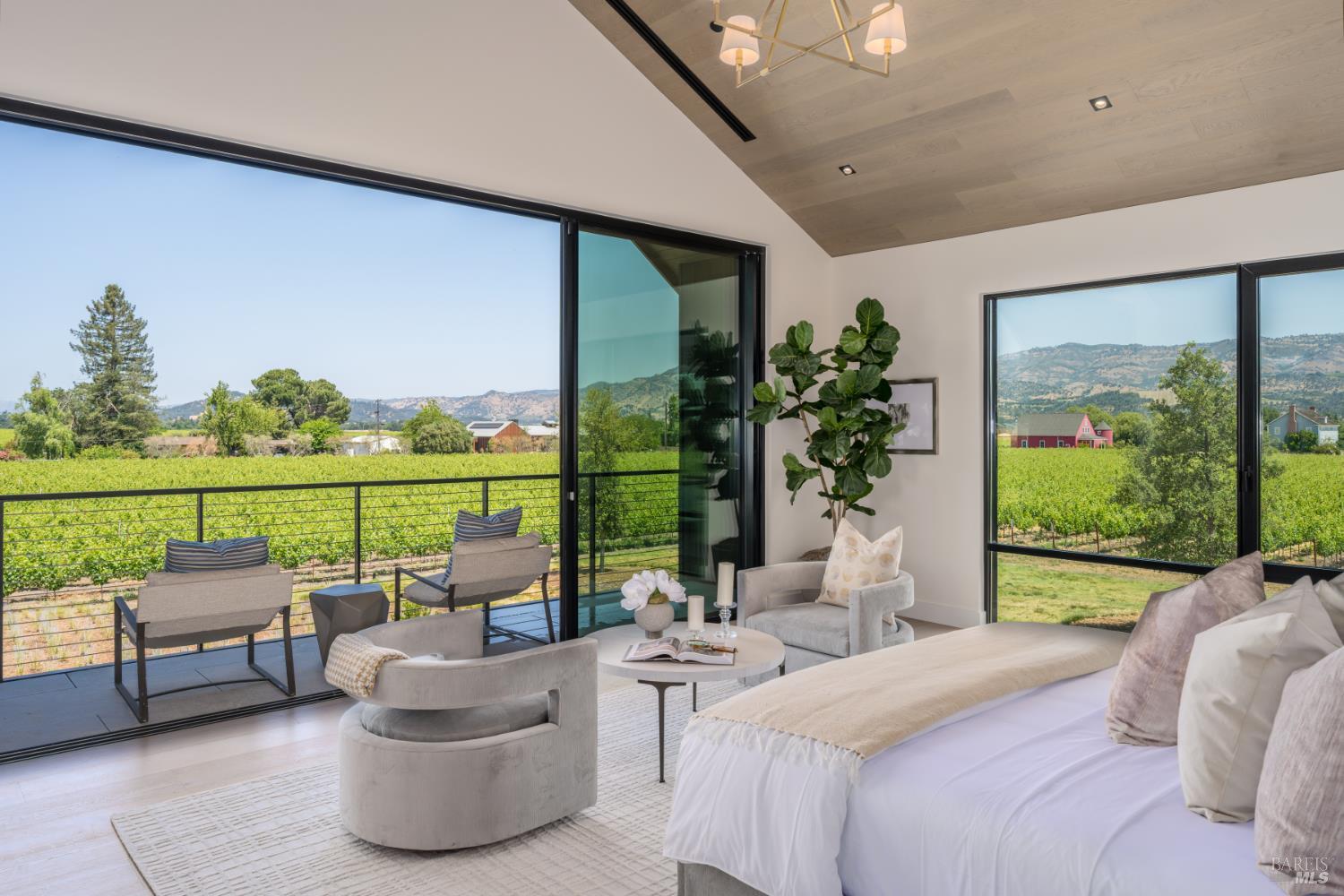 1288 Oak Knoll Avenue Napa CA 94558