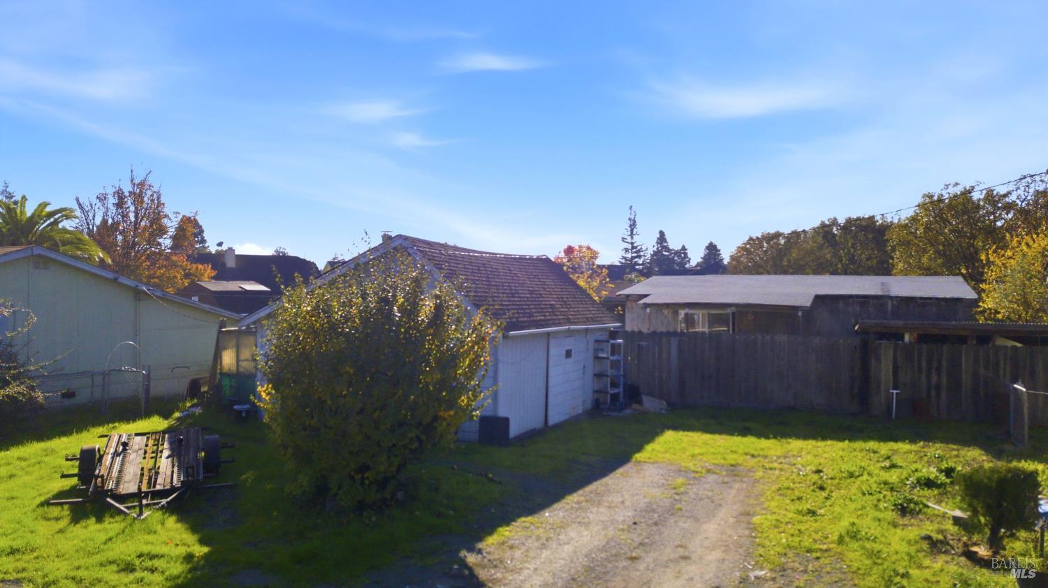 6283-6285 Old Redwood Highway Santa Rosa CA 95403