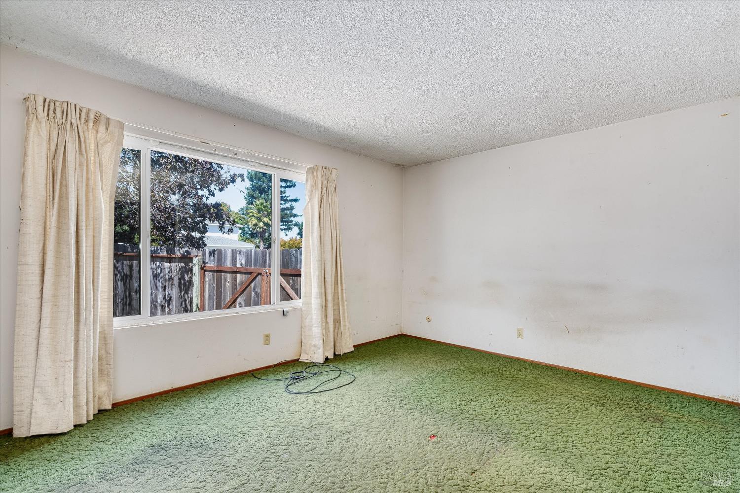 1554 Parkwood Street Napa CA 94558