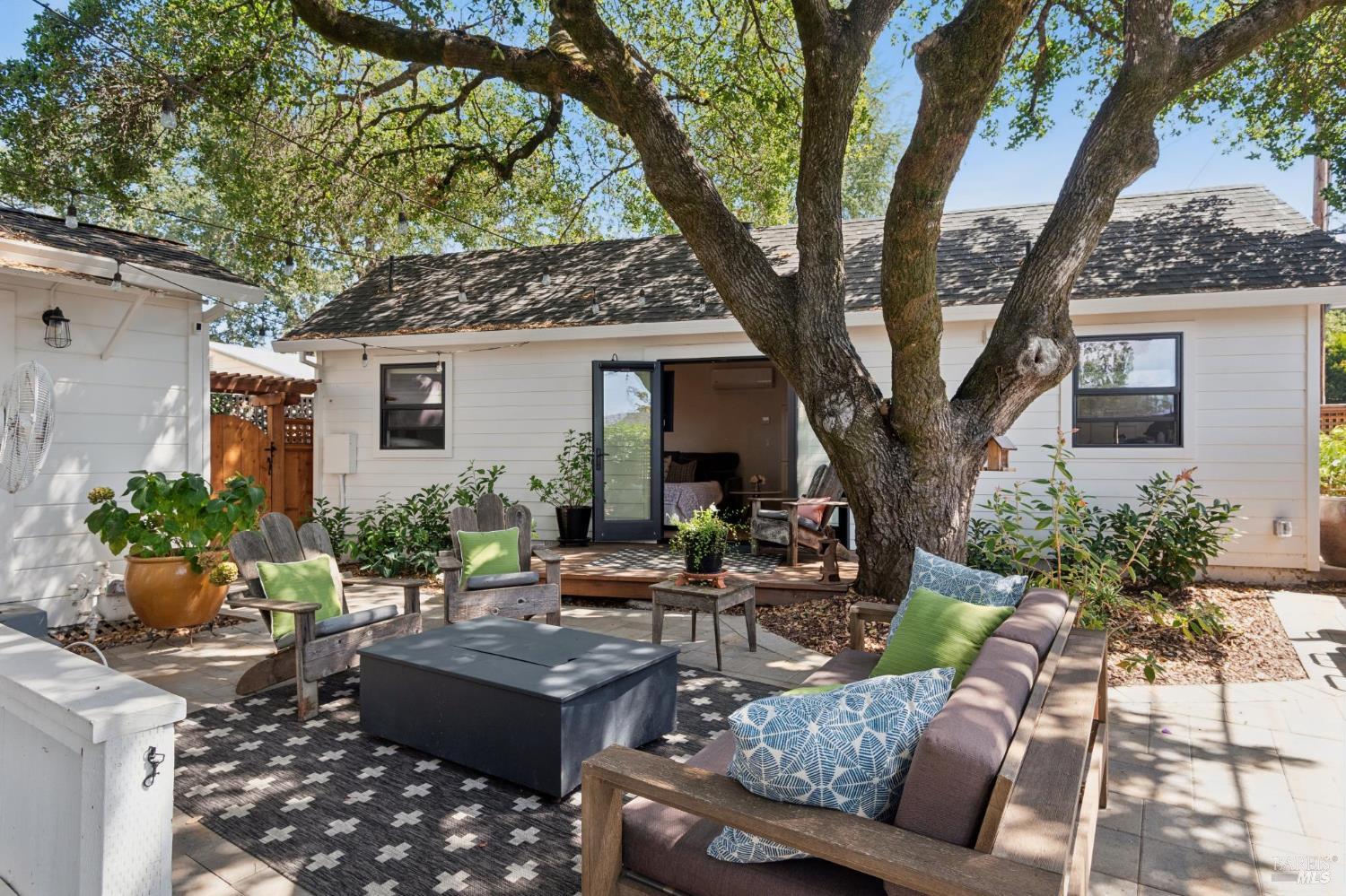 605 Calle Del Monte Sonoma CA 95476