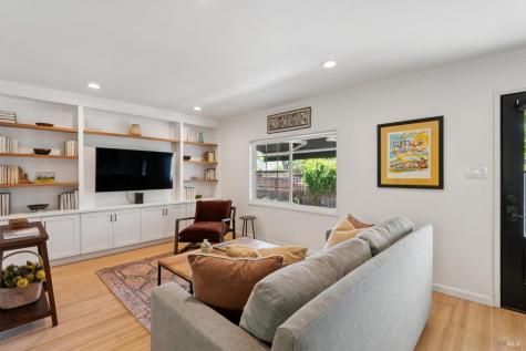 605 Calle Del Monte Sonoma CA 95476