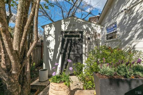 605 Calle Del Monte Sonoma CA 95476