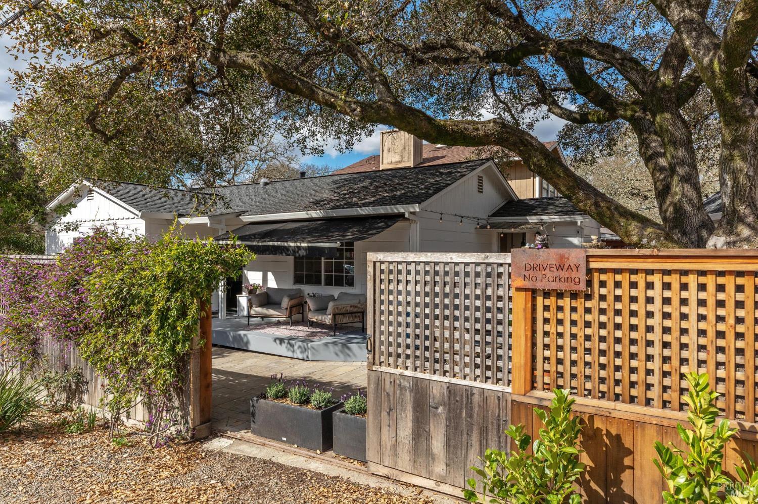 605 Calle Del Monte Sonoma CA 95476