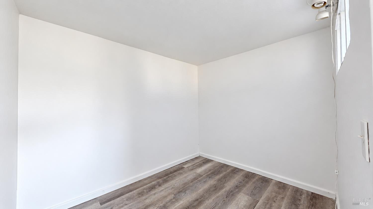 9515 Castlewood Street Oakland CA 94605