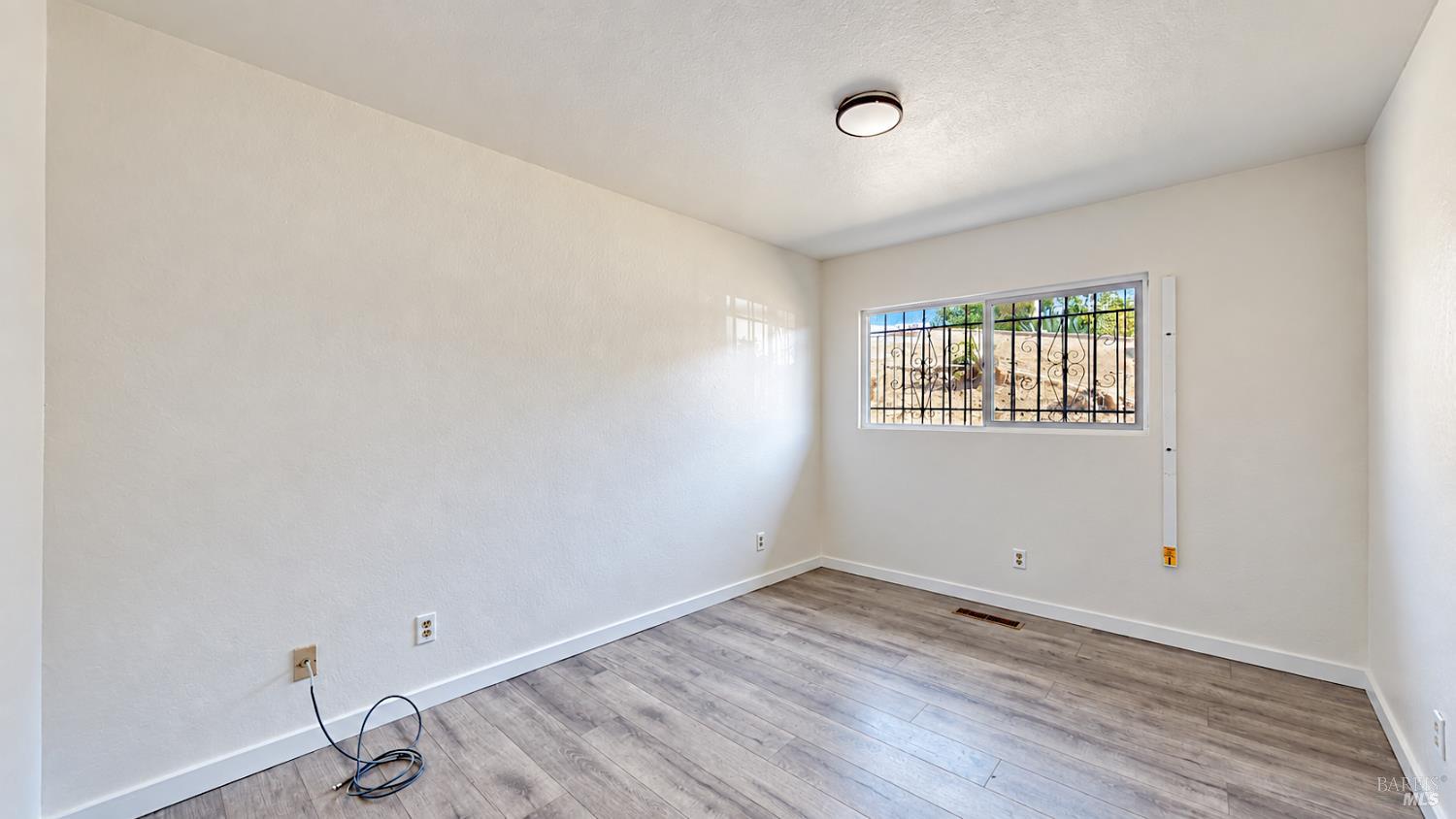 9515 Castlewood Street Oakland CA 94605