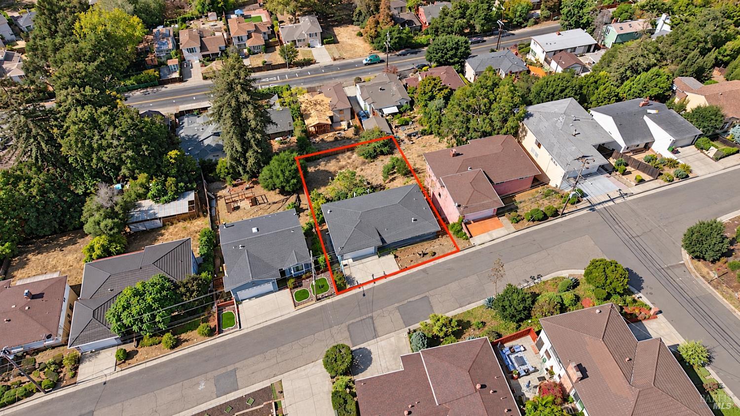 9515 Castlewood Street Oakland CA 94605