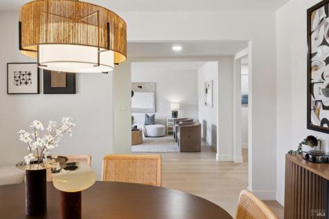 8 W Castlewood Drive San Rafael CA 94901