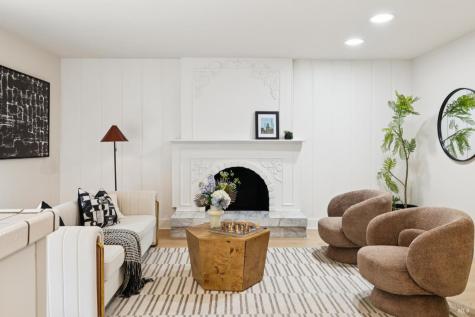 8 W Castlewood Drive San Rafael CA 94901