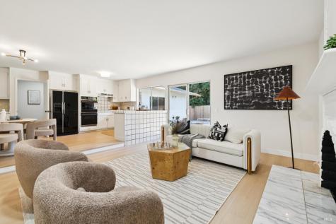 8 W Castlewood Drive San Rafael CA 94901