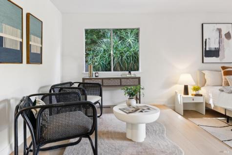 8 W Castlewood Drive San Rafael CA 94901