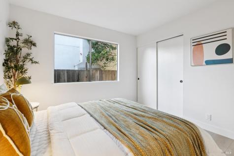 8 W Castlewood Drive San Rafael CA 94901