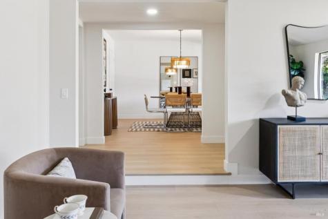 8 W Castlewood Drive San Rafael CA 94901