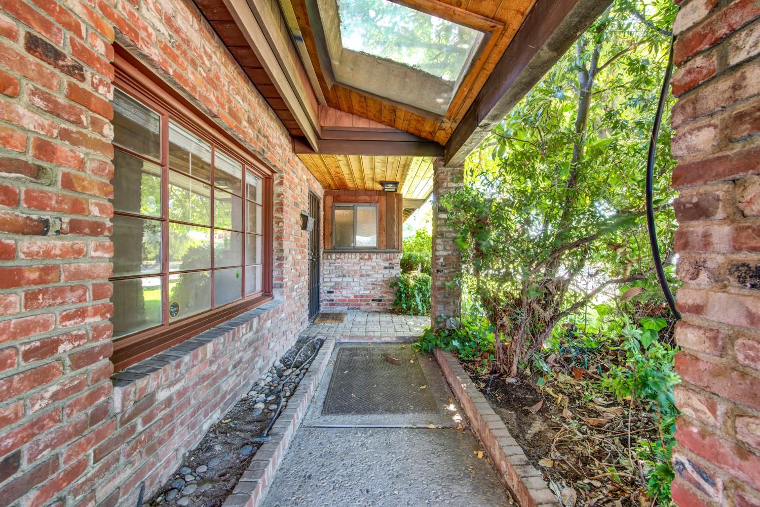 2225 Franco Lane Sacramento CA 95821