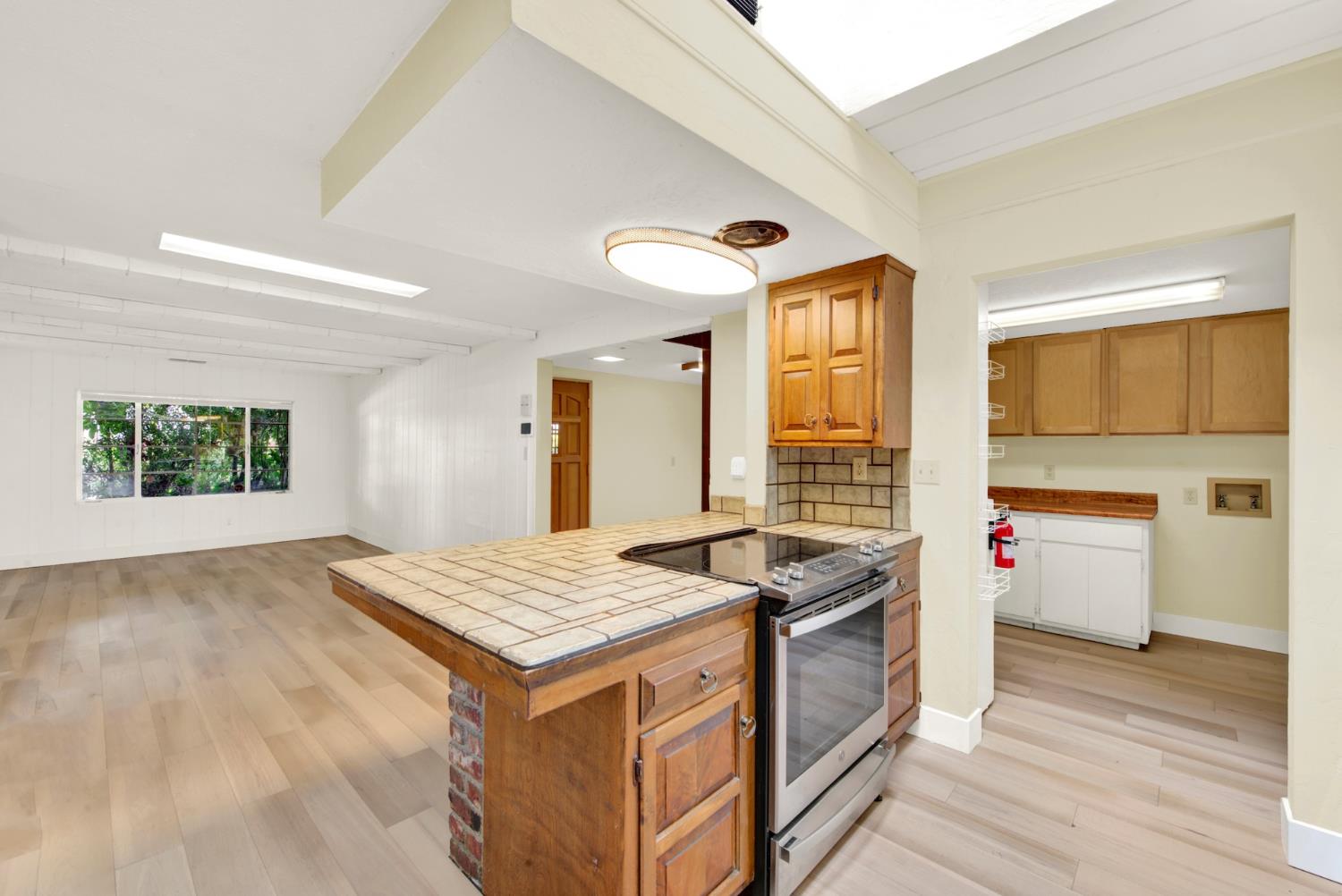 2225 Franco Lane Sacramento CA 95821