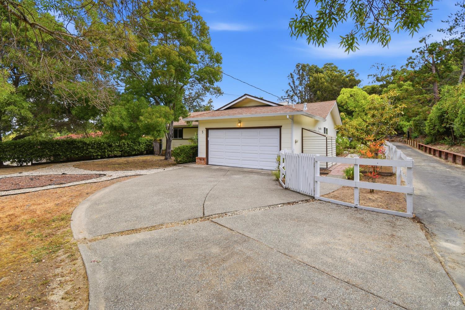 5 Sunny Oaks Drive San Rafael CA 94903