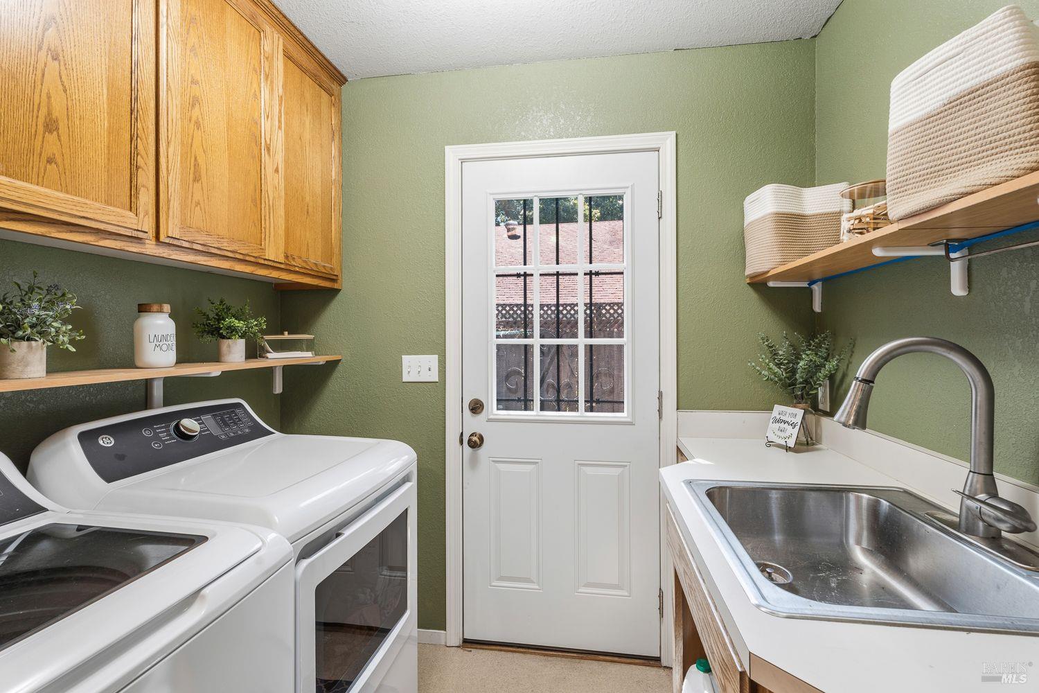 25843 Bear Lane Willits CA 95490