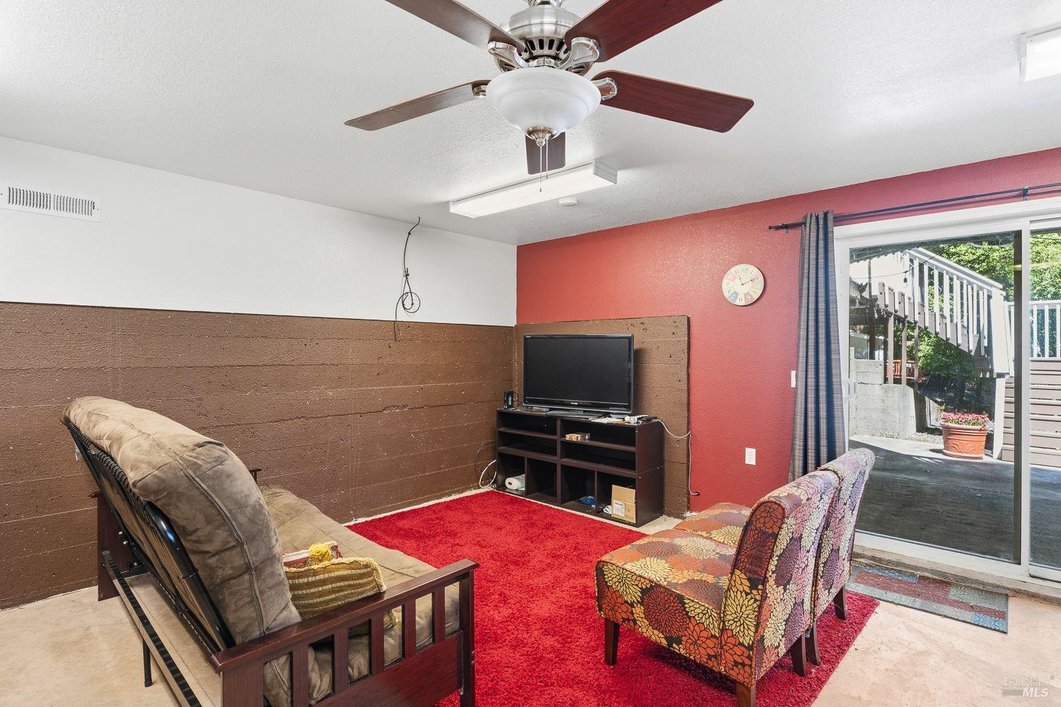 25843 Bear Lane Willits CA 95490