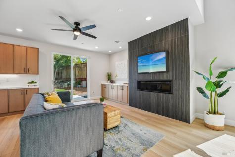 1973 Gardenview Circle Santa Rosa CA 95403
