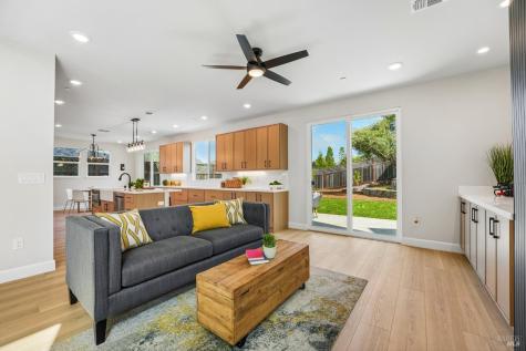 1973 Gardenview Circle Santa Rosa CA 95403