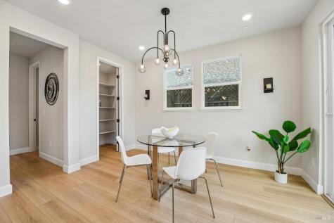 1973 Gardenview Circle Santa Rosa CA 95403