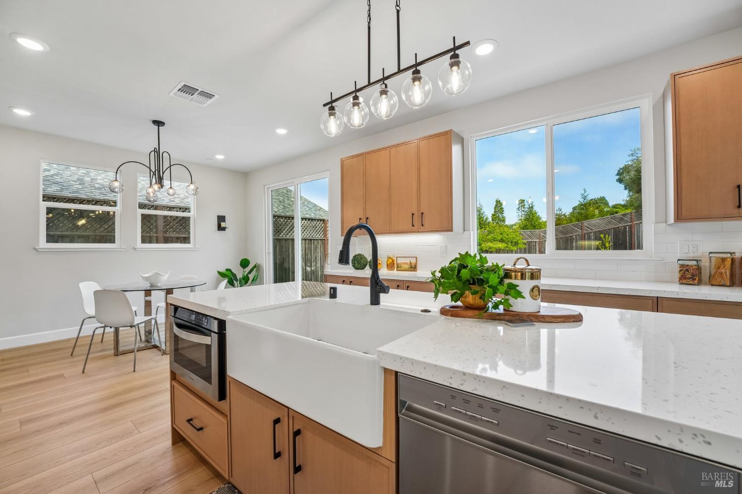 1973 Gardenview Circle Santa Rosa CA 95403