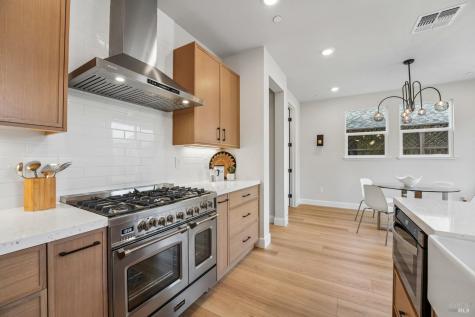 1973 Gardenview Circle Santa Rosa CA 95403