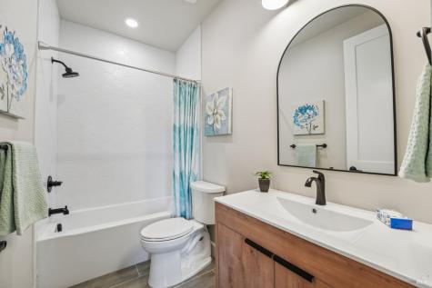 1973 Gardenview Circle Santa Rosa CA 95403