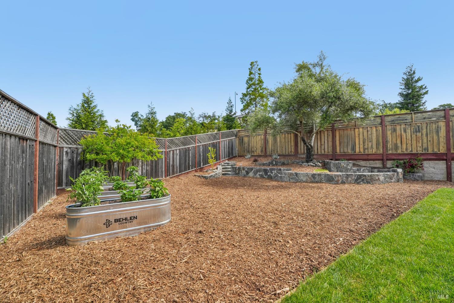 1973 Gardenview Circle Santa Rosa CA 95403