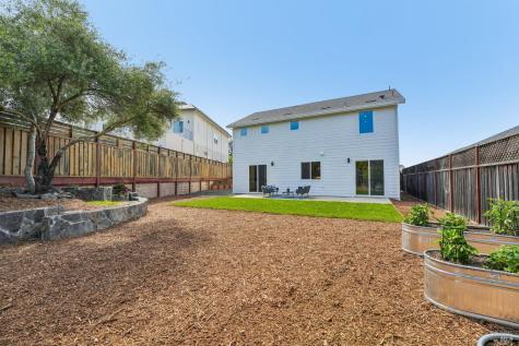 1973 Gardenview Circle Santa Rosa CA 95403