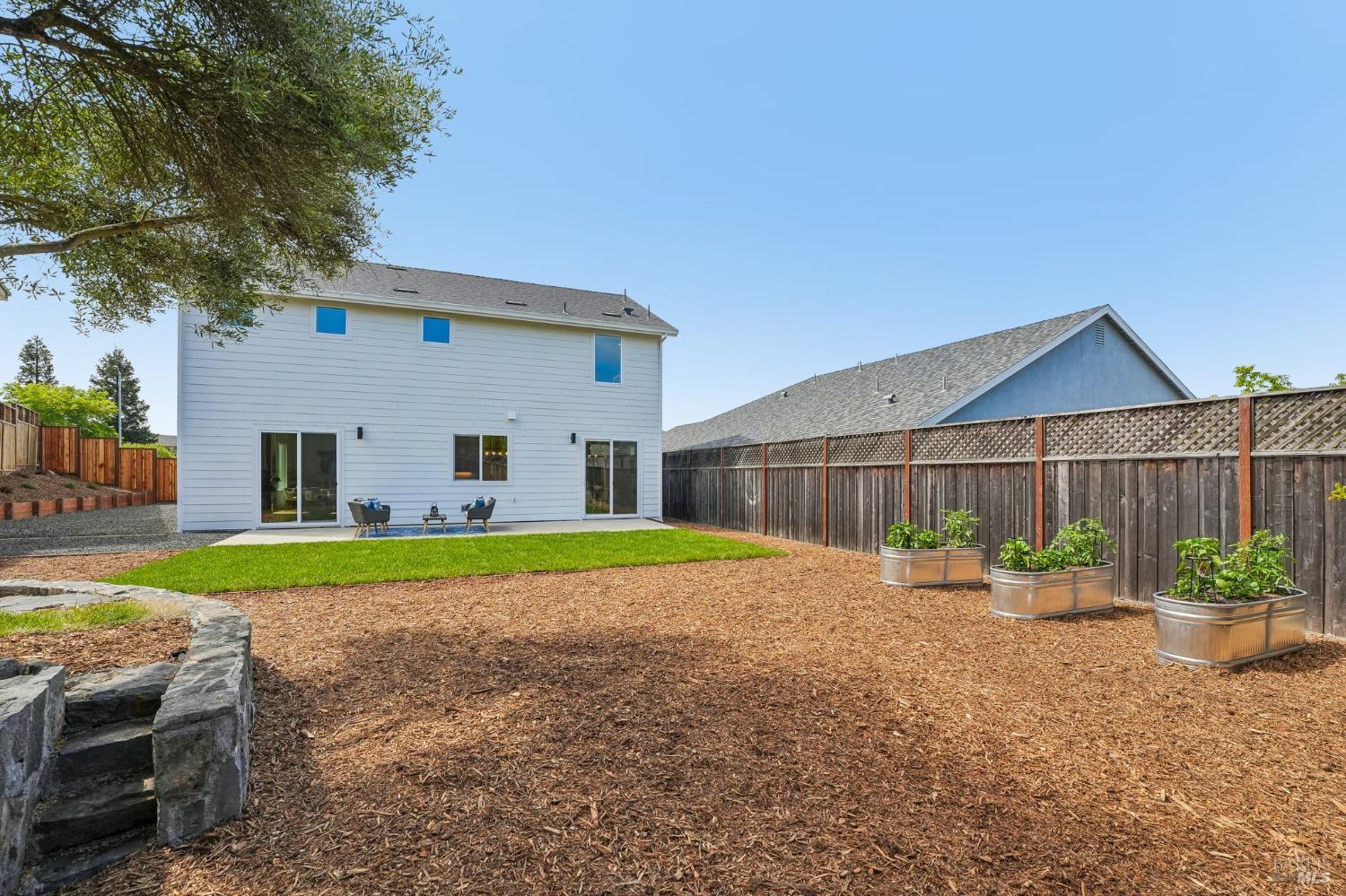 1973 Gardenview Circle Santa Rosa CA 95403