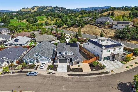 1973 Gardenview Circle Santa Rosa CA 95403