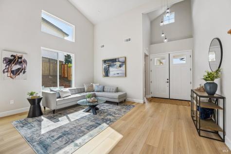 1973 Gardenview Circle Santa Rosa CA 95403