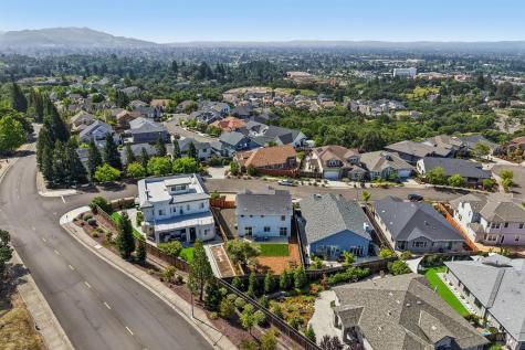 1973 Gardenview Circle Santa Rosa CA 95403