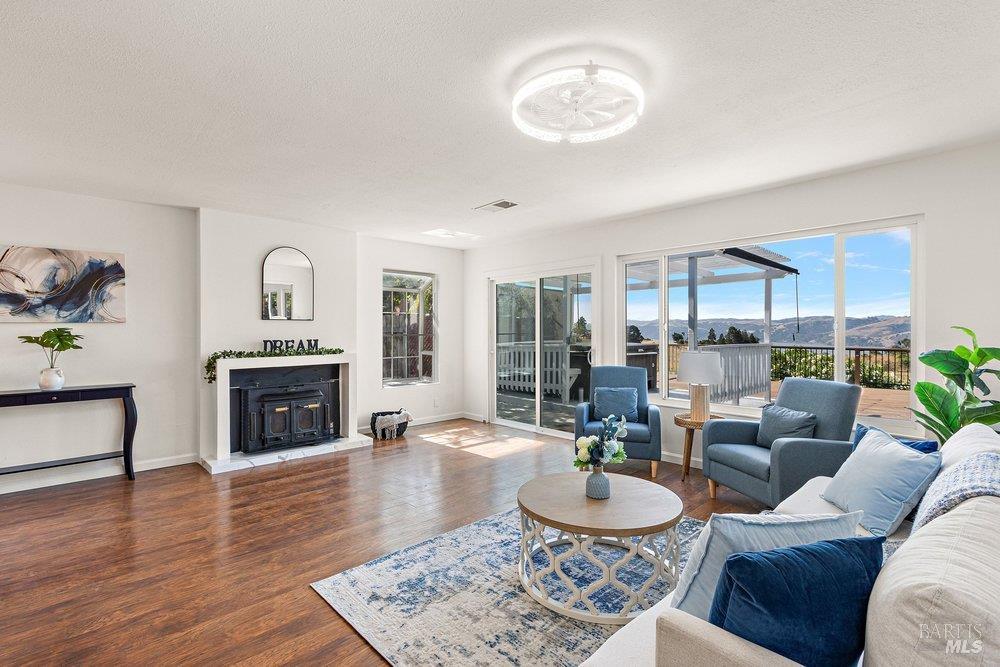 406 Larkin Drive Benicia CA 94510