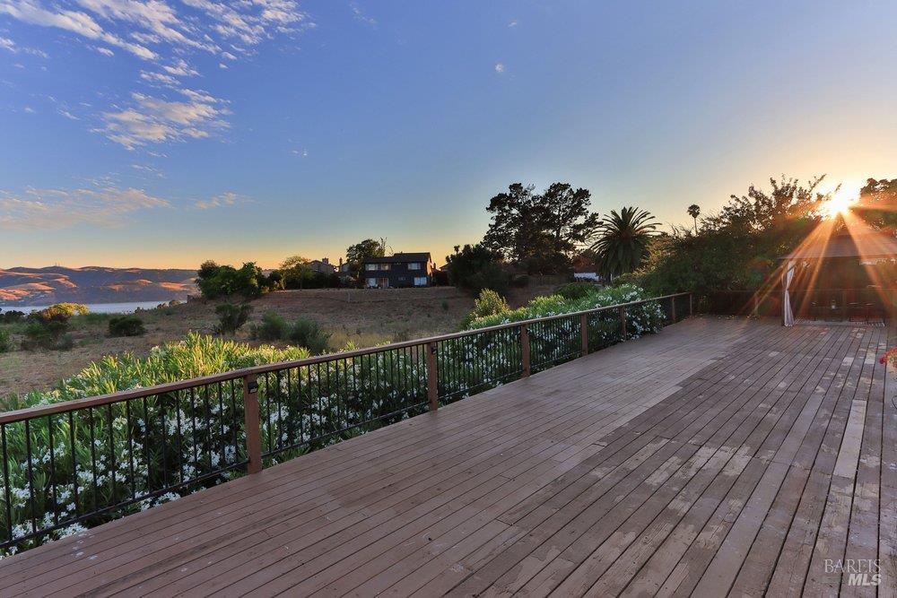406 Larkin Drive Benicia CA 94510