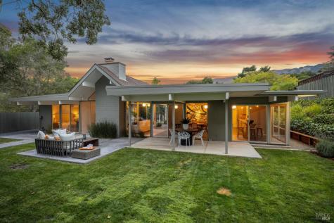 100 Mount Lyell Drive San Rafael CA 94903