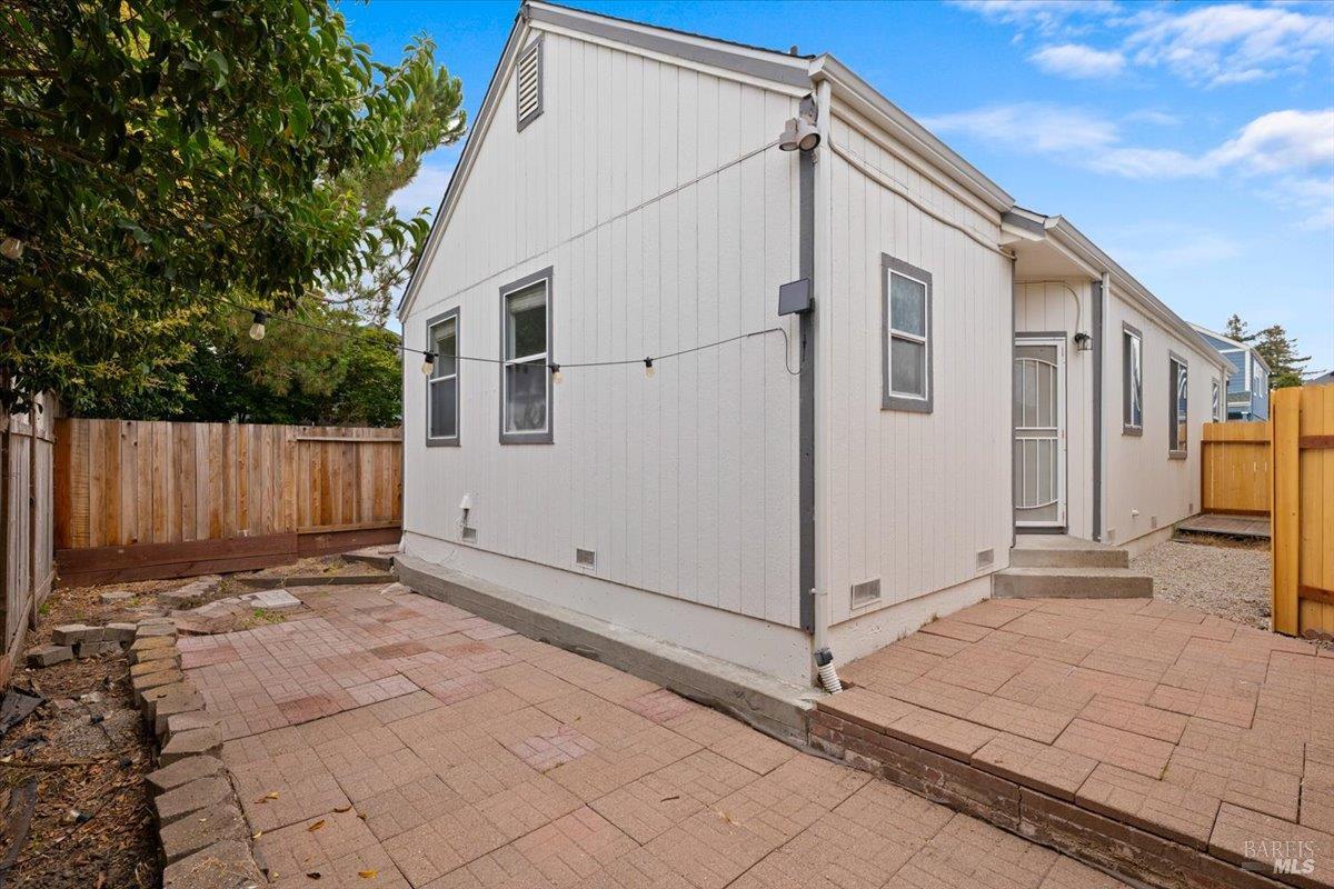 1447 Tammy Way Santa Rosa CA 95401