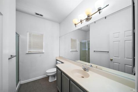 1447 Tammy Way Santa Rosa CA 95401