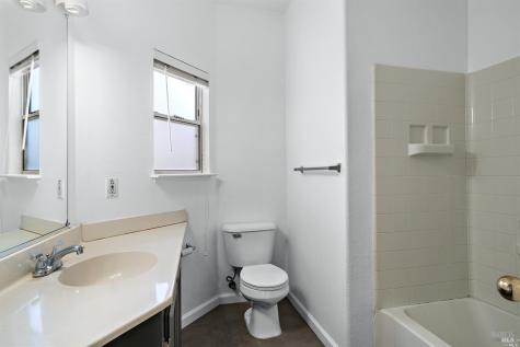 1447 Tammy Way Santa Rosa CA 95401