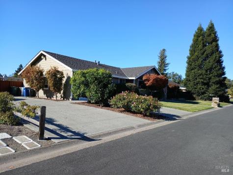 6133 Tamara Lane Windsor CA 95492