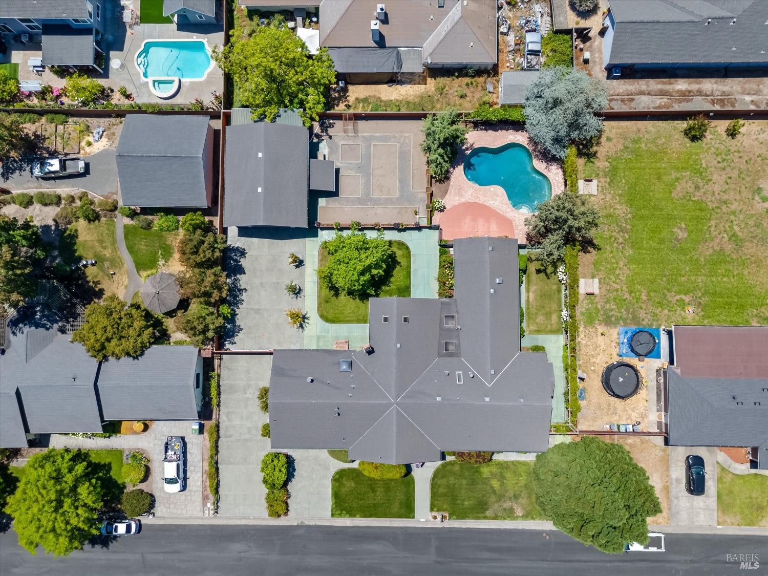 6133 Tamara Lane Windsor CA 95492