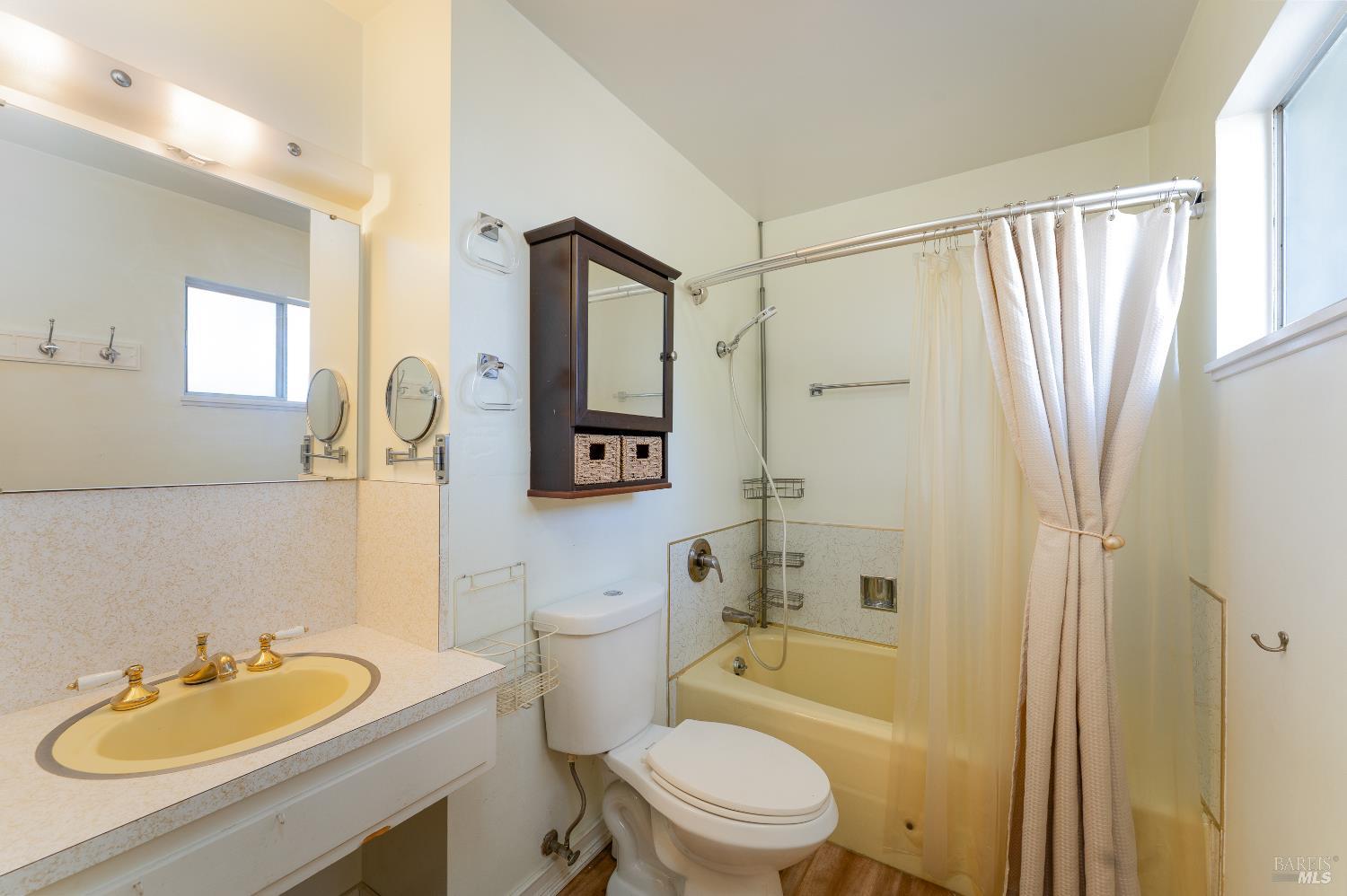3651 Ridgewood Road Willits CA 95490