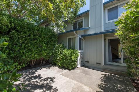 7 Meridian Circle Rohnert Park CA 94928
