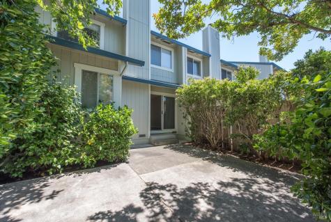 7 Meridian Circle Rohnert Park CA 94928