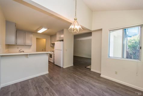7 Meridian Circle Rohnert Park CA 94928