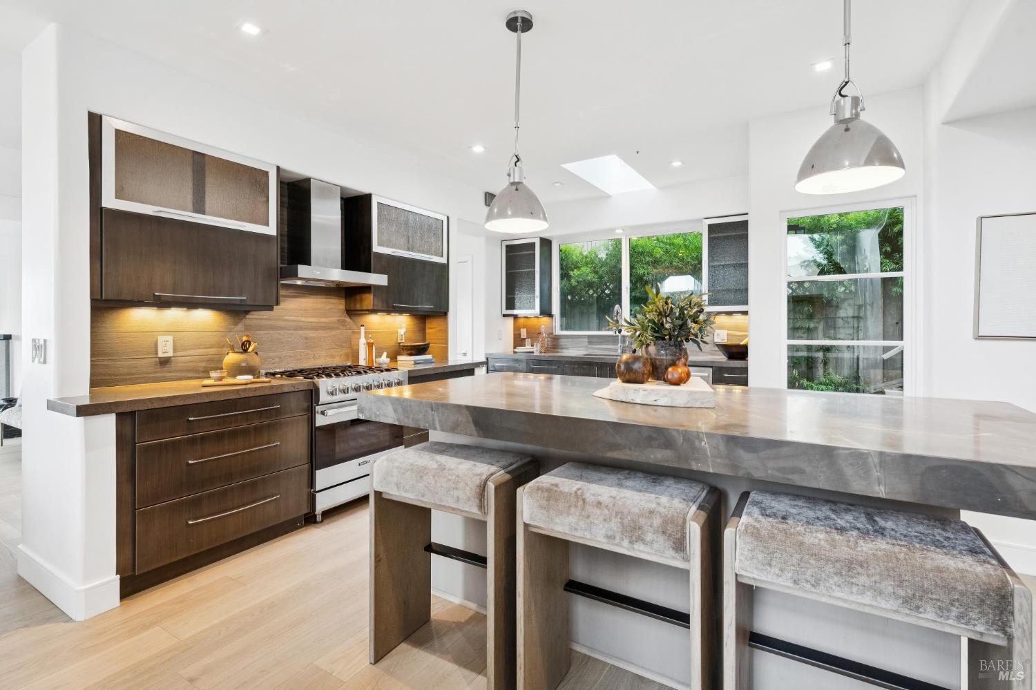 1007 Greenhill Road Mill Valley CA 94941