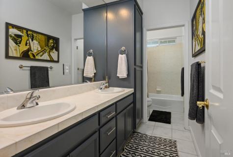 5696 Evening Way Santa Rosa CA 95409